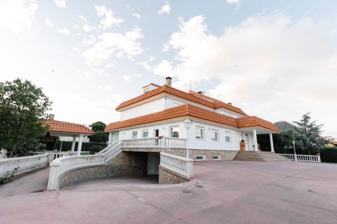 Villa La Casona Imperial à Alpedrete Extérieur photo